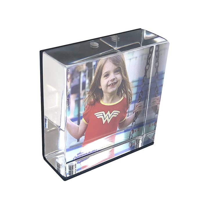 Canetti Design Group Inc. - Wholesale Picture frame - Mini Metal Magnet Frame - 3 Sizes - Black and Silver3