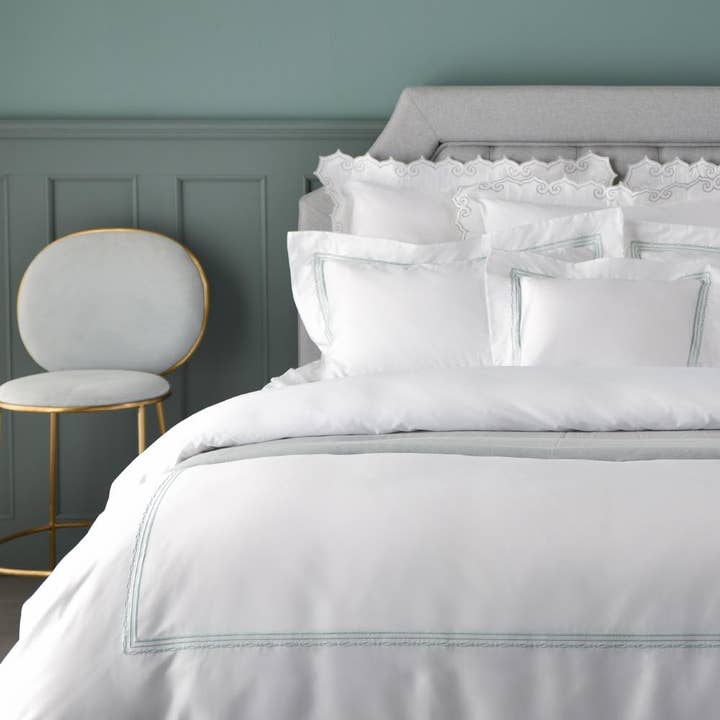 Crown Goose - Wholesale Bedding Set - Cordon Collection, Winter Mint King