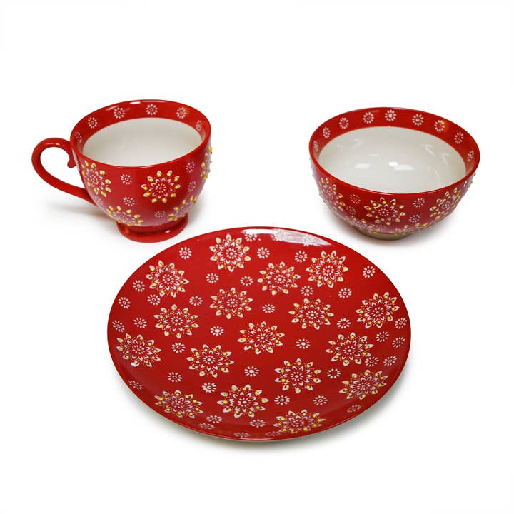 MIRA TABLEWARE SET – RED FLORAL SNOWFLAKE PATTERN for wholesale by Fuji Merchandise Corporation