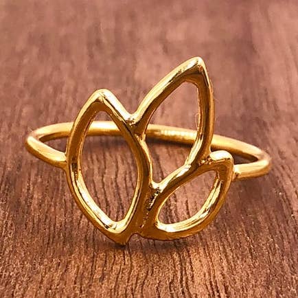anello mini lotus per la vendita all'ingrosso da parte di Hahn Jewelry