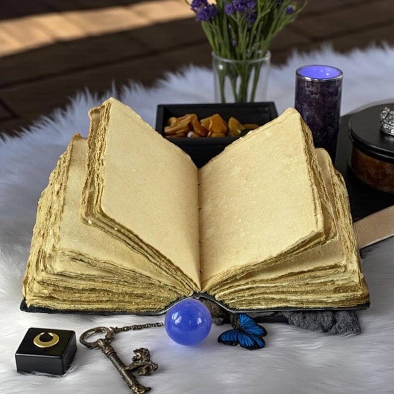 Leatherooze – Großhandel Tagebuch – Luna-Motte-Lederbuch der Schatten – Hexerei-Grimoire6