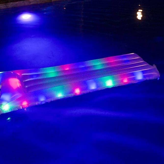 PoolCandy - Vente Jeu gonflable - Coussin gonflable Pool Raft illuminé LED PoolCandy4