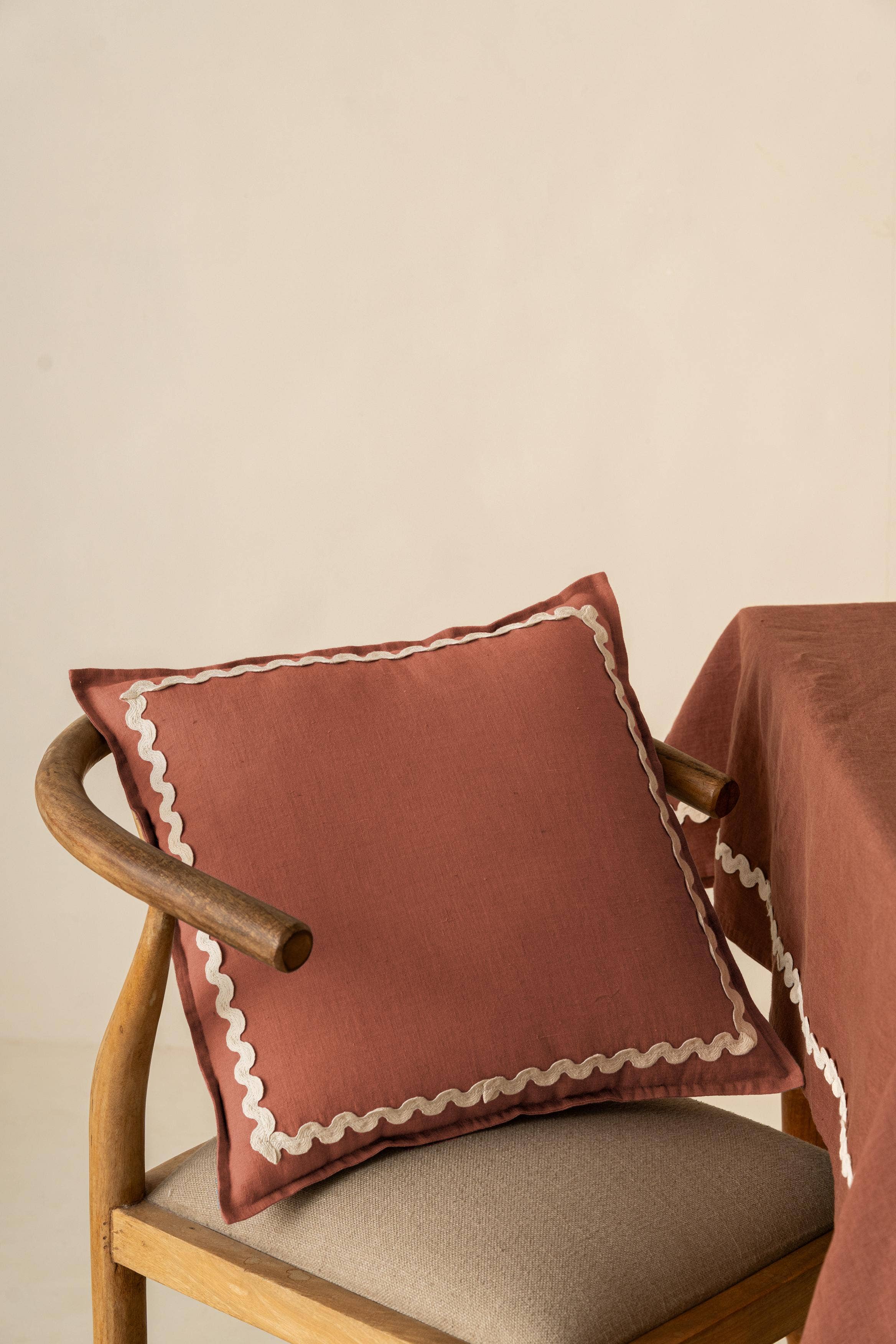 Live Linen - Wholesale Throw Pillow Cover - Decorative Lacework Linen Pillow Cover – Romantic, Handmade2