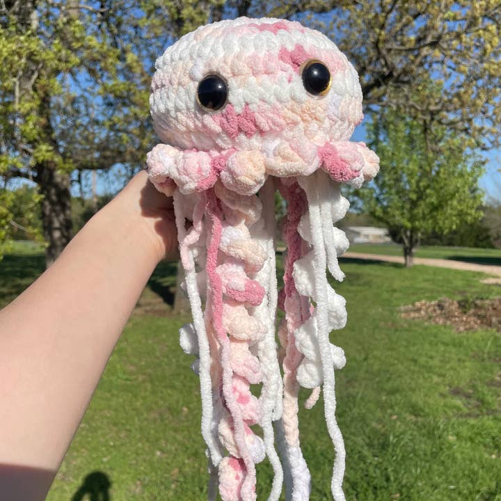 Hæklet vandmand - lyserød flerfarvet for engroshandel hos Soft and Scent Haven Shop LLC