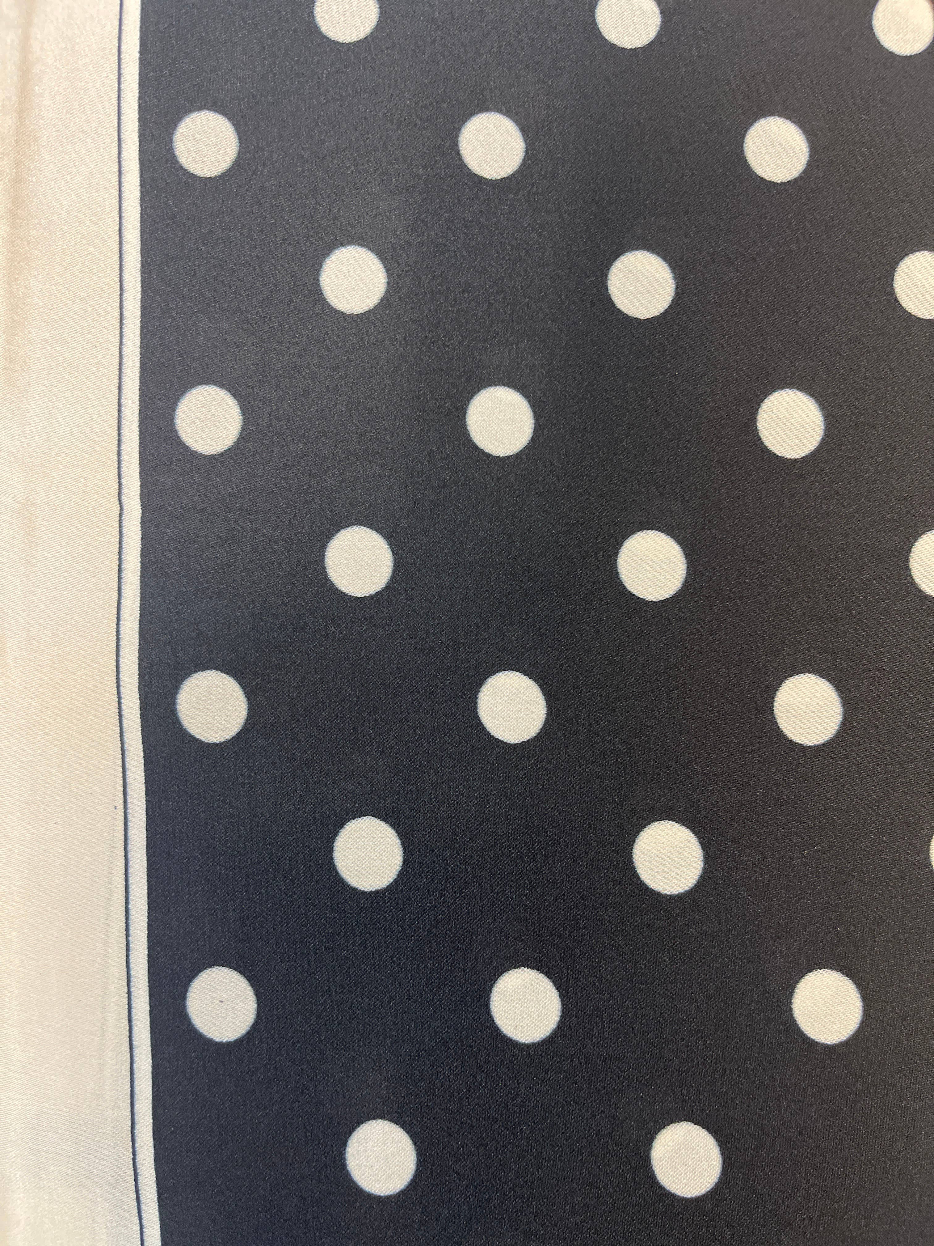 German Fuentes Handbags - Wholesale Scarf - Women's - YF08-C92 SQUARE POLKA DOT SCARVES 1