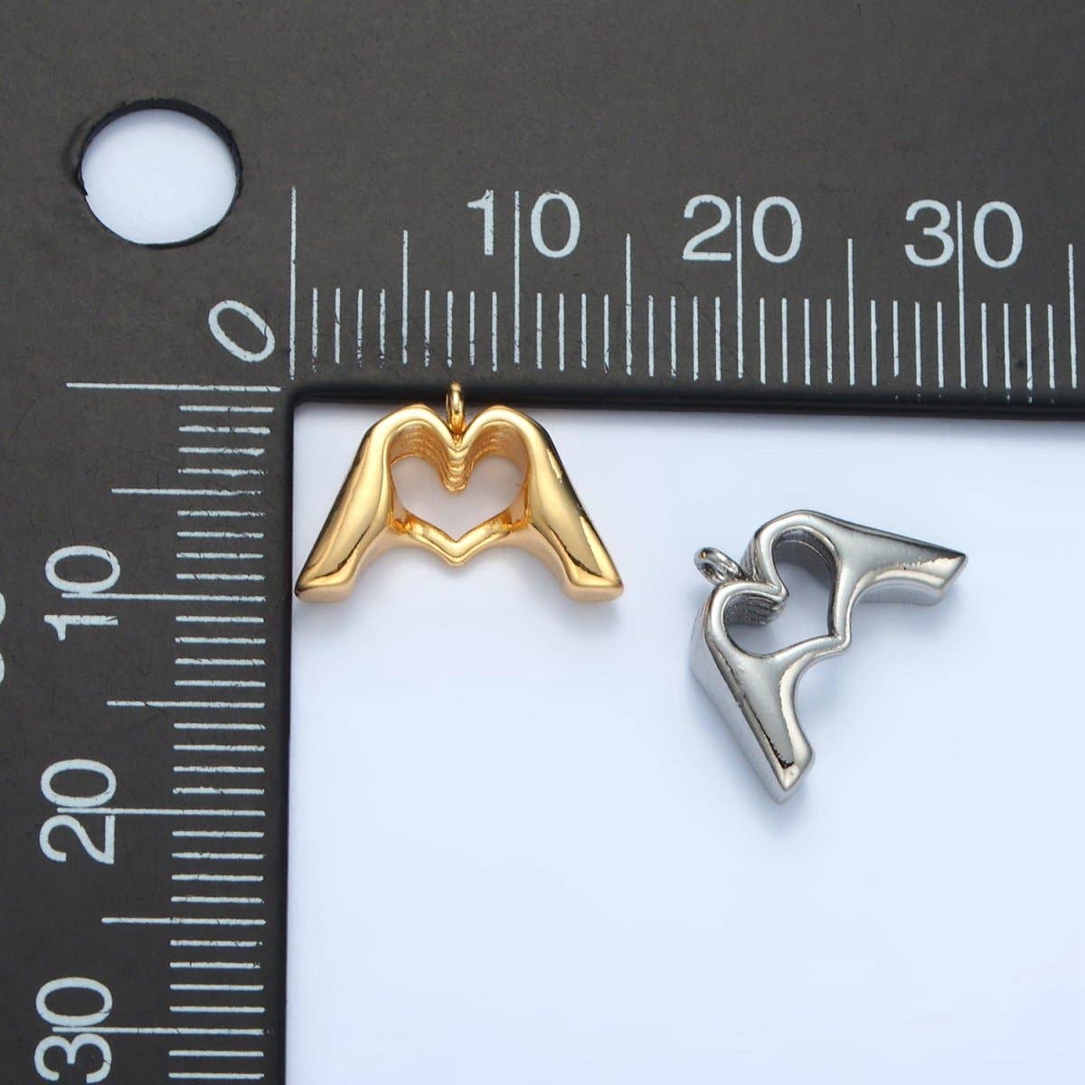 Aim Eternal - Wholesale Individual Charm/Pendant - 24K Gold Filled Heart Hand Gesture Multidimensional Charm in Gold & Silver | E3724