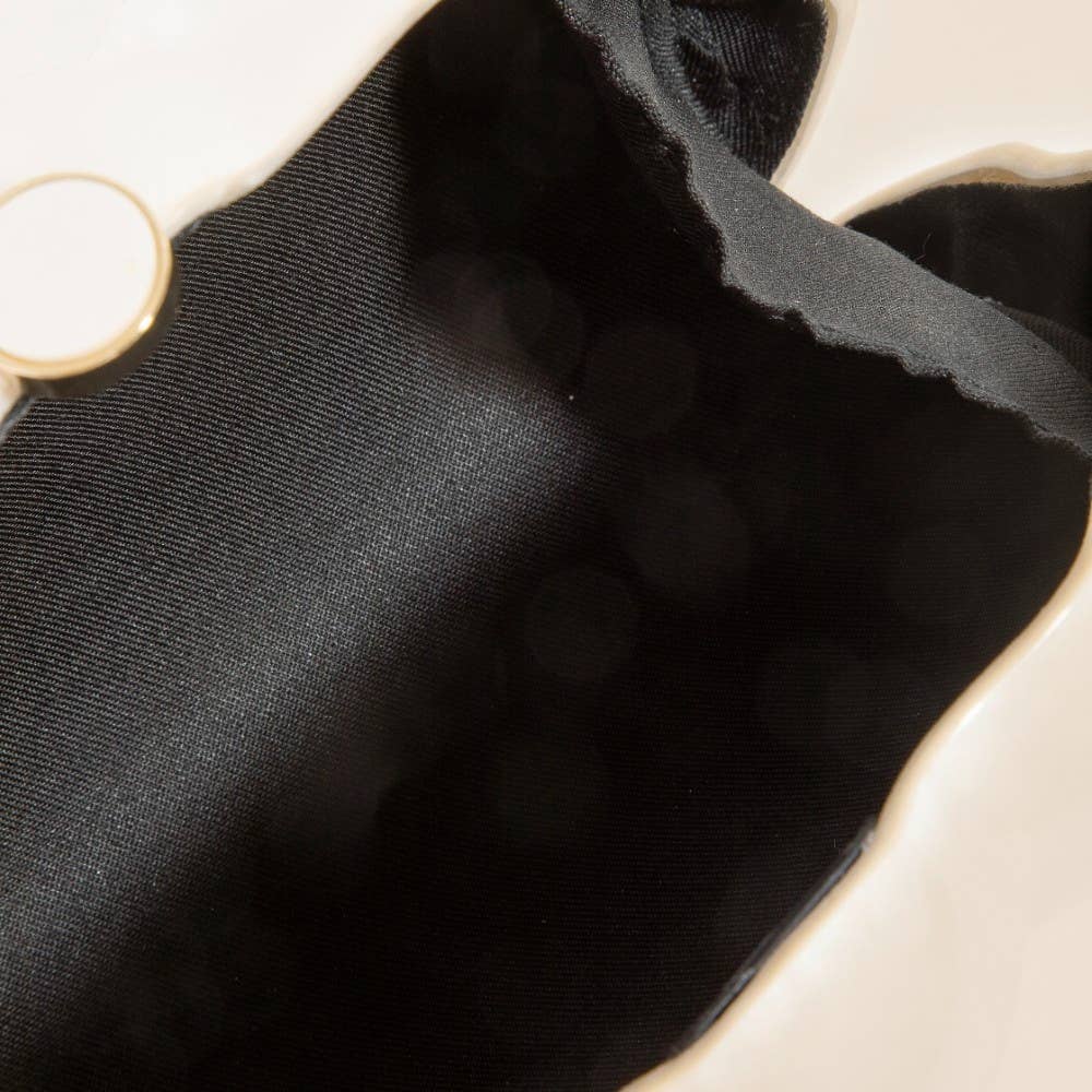 IV Seashell Pearl Clutch Bag for wholesale on Faire3