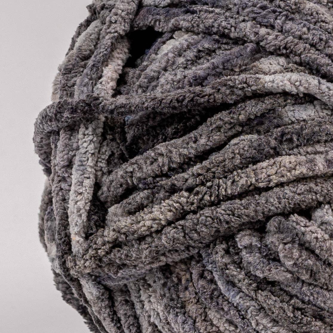 Crafted by Catherine - Wholesale Yarn - Blanket Yarn | 10.5oz/300g | Super Bulky #6 | Pack of 44