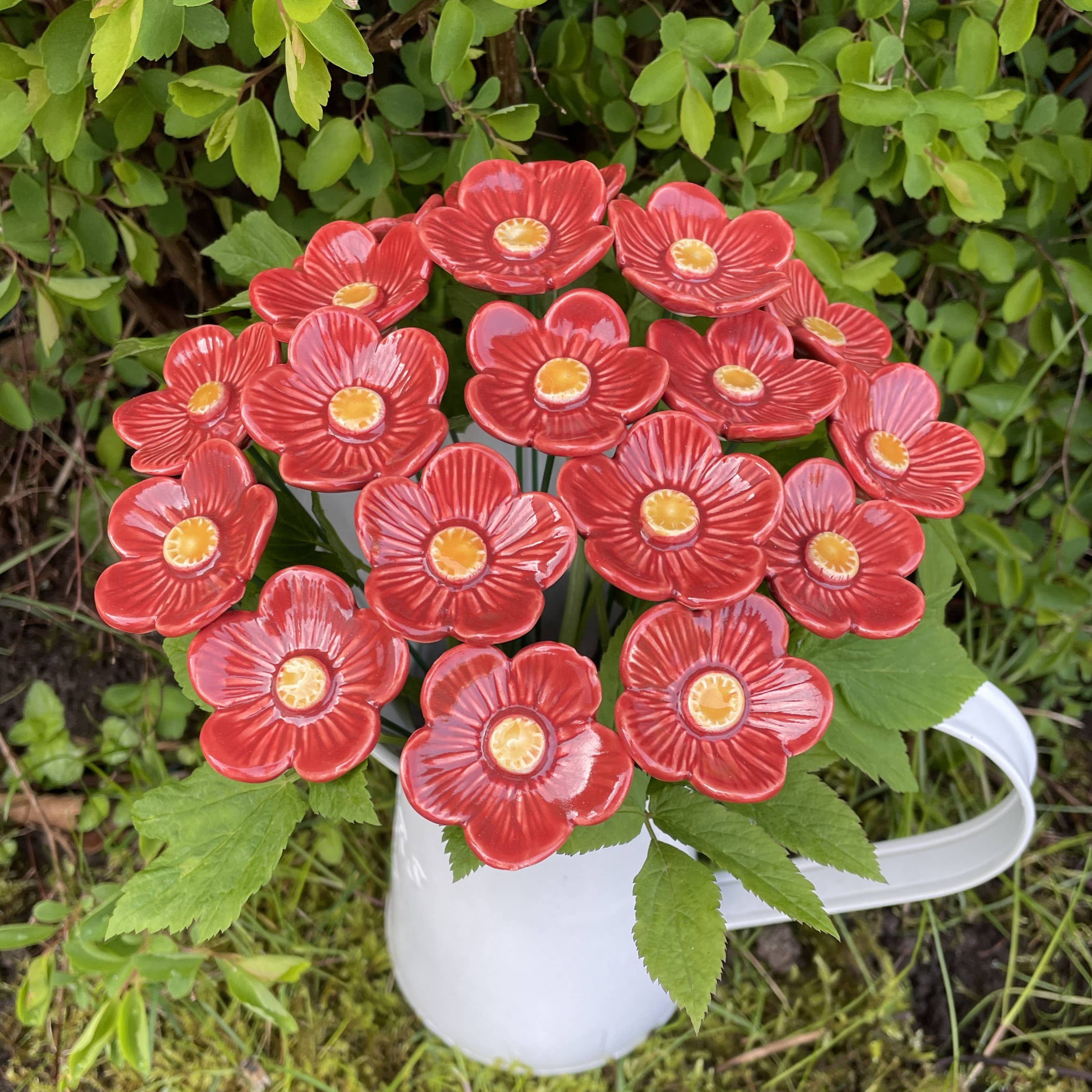 Pannonhem AB. - Vendita all'ingrosso Paletti da giardino/prato - Fiori di prugna rossa in ceramica, paletto per piante0