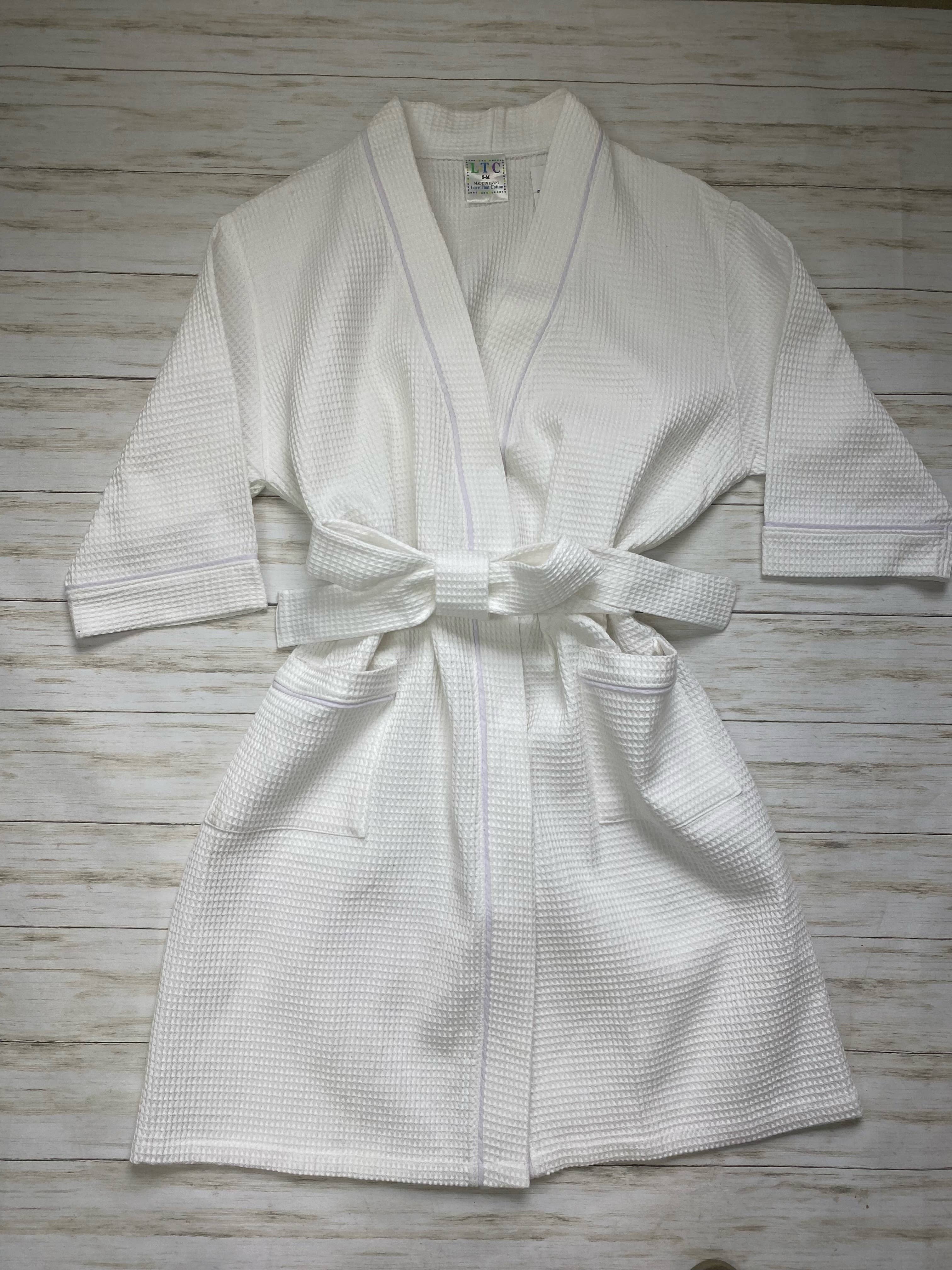 Love That Cotton - Wholesale Robe - Women's - White Waffle Robe- Seersucker Trim0