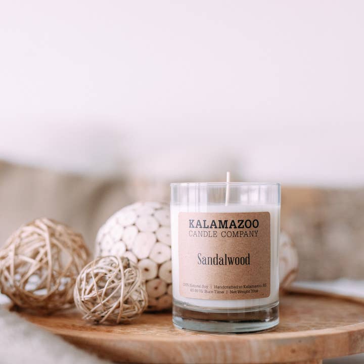 Kalamazoo Candle Company - Vente Bougie en bocal - Bougie en soja au bois de santal 10oz - Coulée à la main au Michigan4
