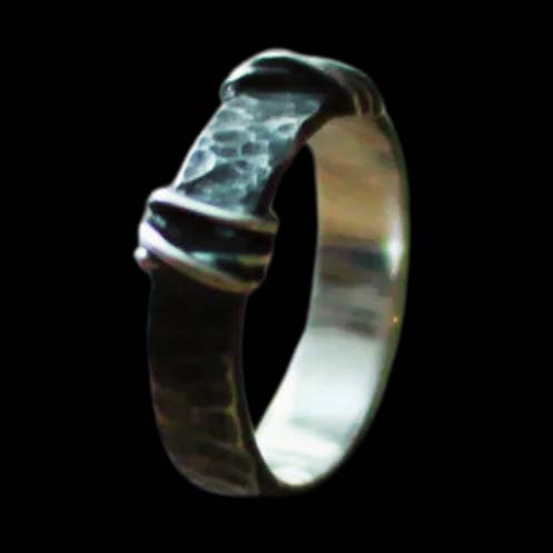 5mm Hammered Silver Mens Wedding Band Ring for wholesale by Inchoo bijoux inc