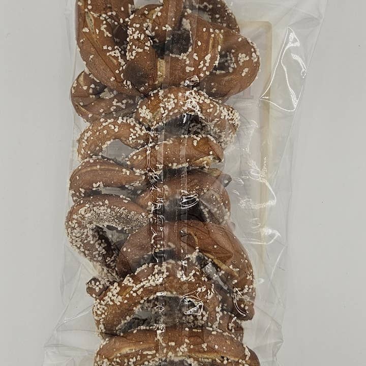 Uncle Henry's Pretzel Bakery - Wholesale Pretzels - Uncle Henry's Regular Extra Salty Pretzels - 8 oz. 1
