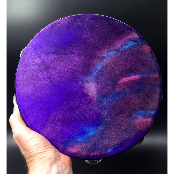 inRhythm - Venta al por mayor Escultura - Pandereta morada de 10 pulgadas con soporte de exhibición iluminado opcional