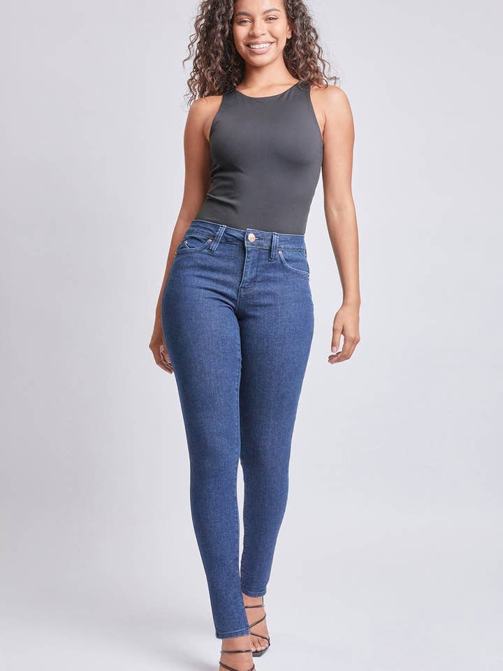 Sustainable WannaBettaButt Skinny Jeans-P954037 for wholesale by YMI