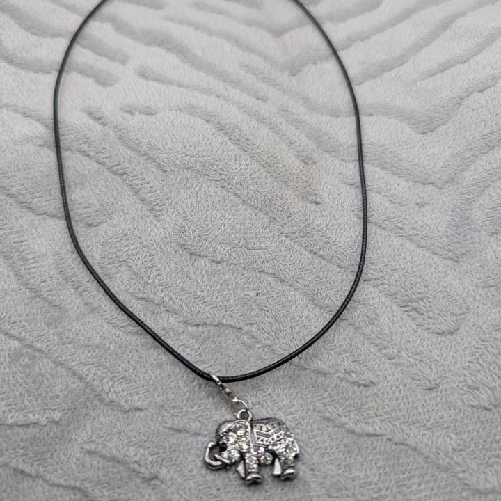 Silver Elephant Halsband för wholesale av MadelynRylie