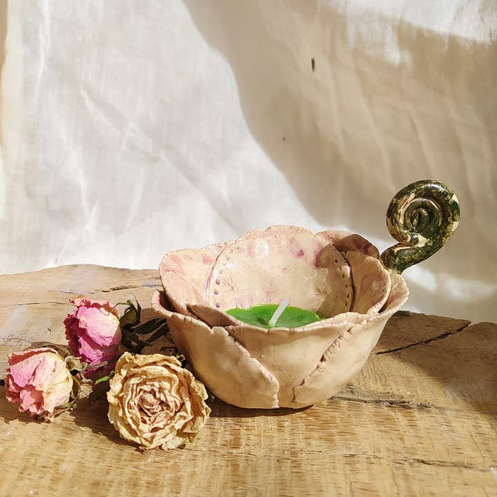 Flower Candle Holder for wholesale by Nuria Vela Ceramica