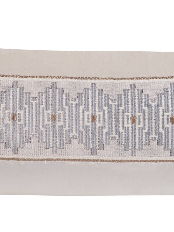 Odessa-Birke Samt-Lendenkissen für den Großhandel von Creative Threads, Inc.