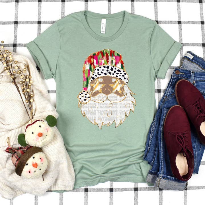 Santa Rosa y Verde Trazos de Pincel Contorno Dorado - Santa Negro Transferencia DTF para venta al por mayor de Flawless Transfers