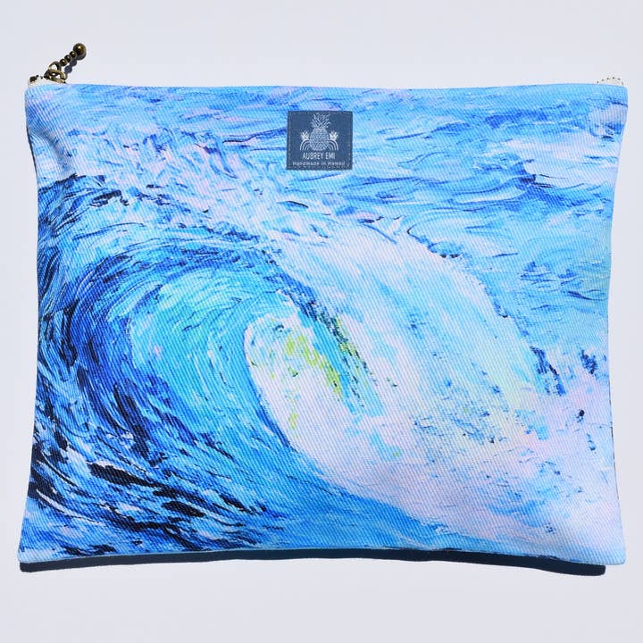 Turquoise Verjaardagsgolf - Kleine Tas of Middelgrote Tas voor wholesale door Aubrey Emi Designs