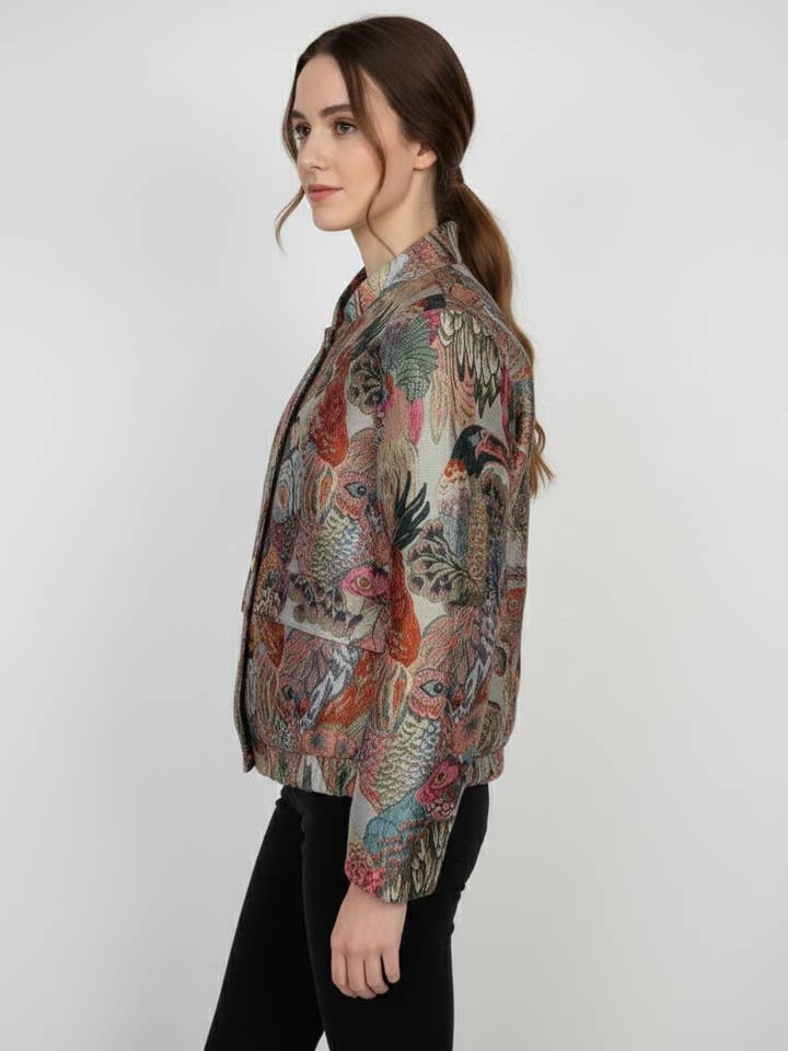 KZELL PARIS - Vendita all'ingrosso Giacca - Donna - Giacca con motivo jacquard metallico a uccelli multicolori1