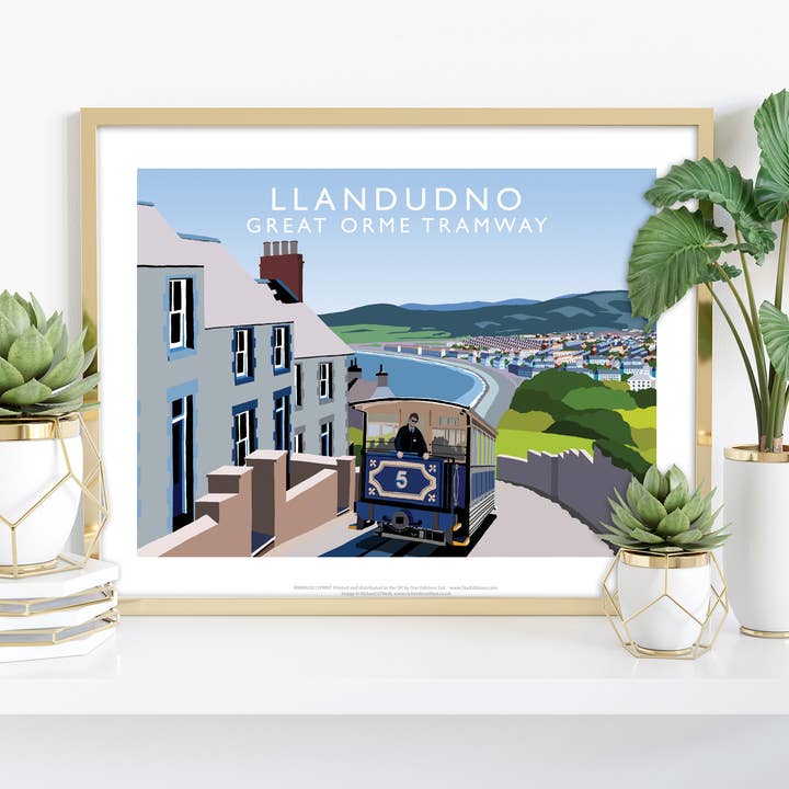 Star Editions – wholesale Art print – Llandudno, Wales 2 By Artist Richard O'Neill - Art Print