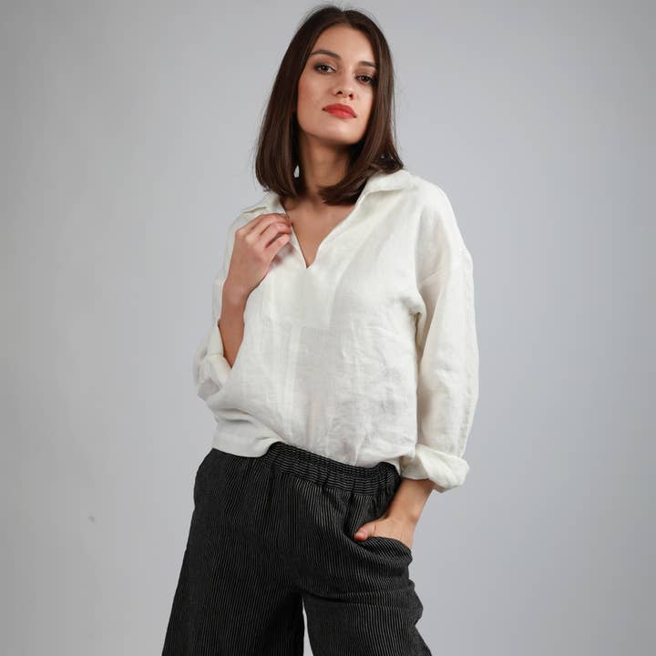 Knotium – wholesale Tröjor – Dam – NOVA avslappnad knäpplös linneskjorta med delad krage