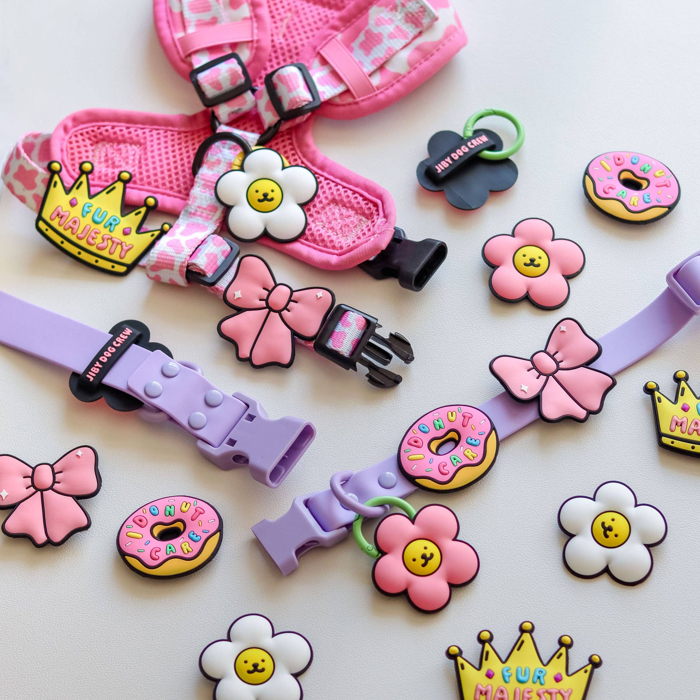 Rose Pendentif Chien Jiby Rose Ruban en vente sur Faire1