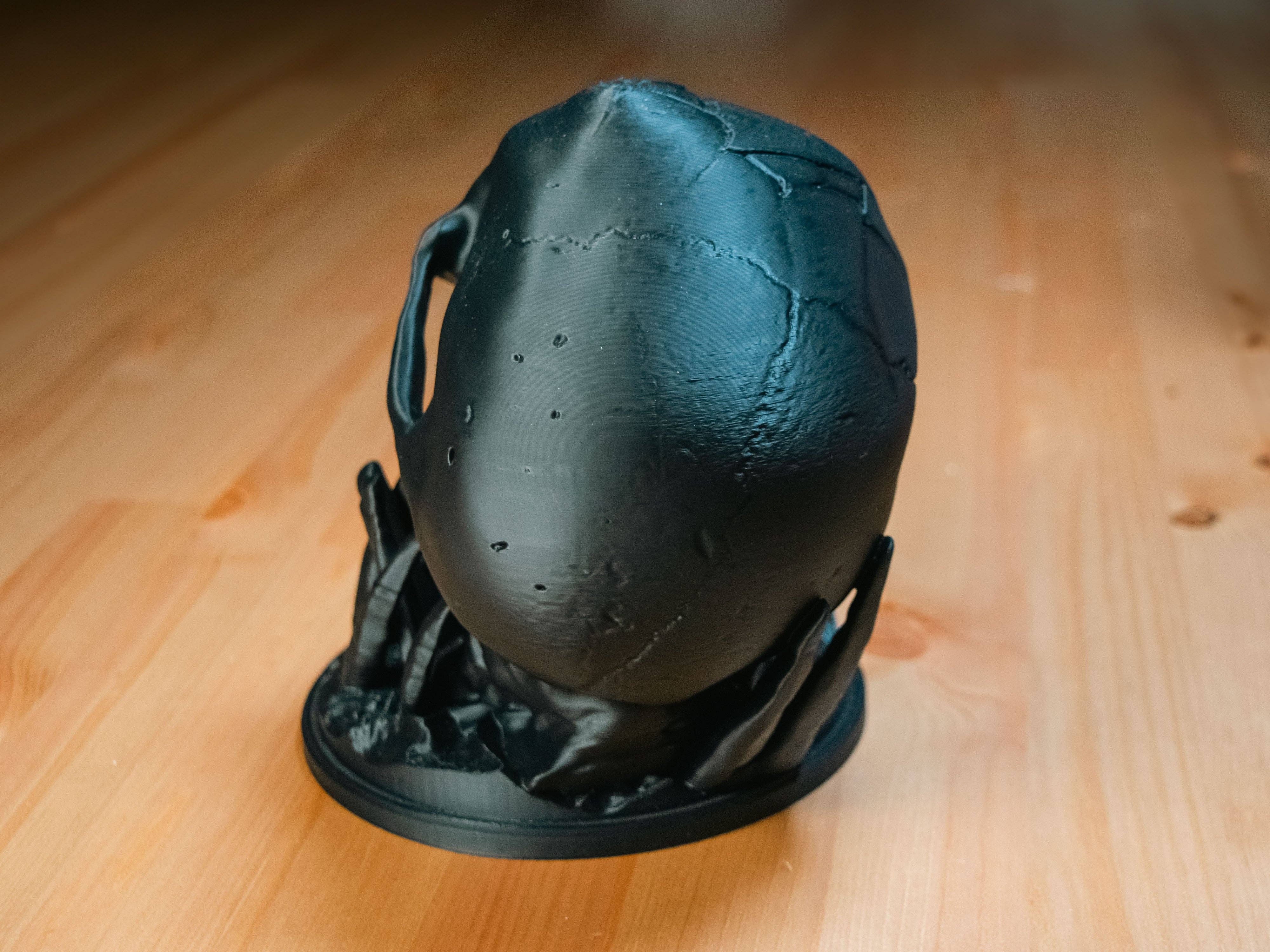 We Geek Together - Wholesale Decorative Tabletop Object - Screaming Skull Dice Tower3