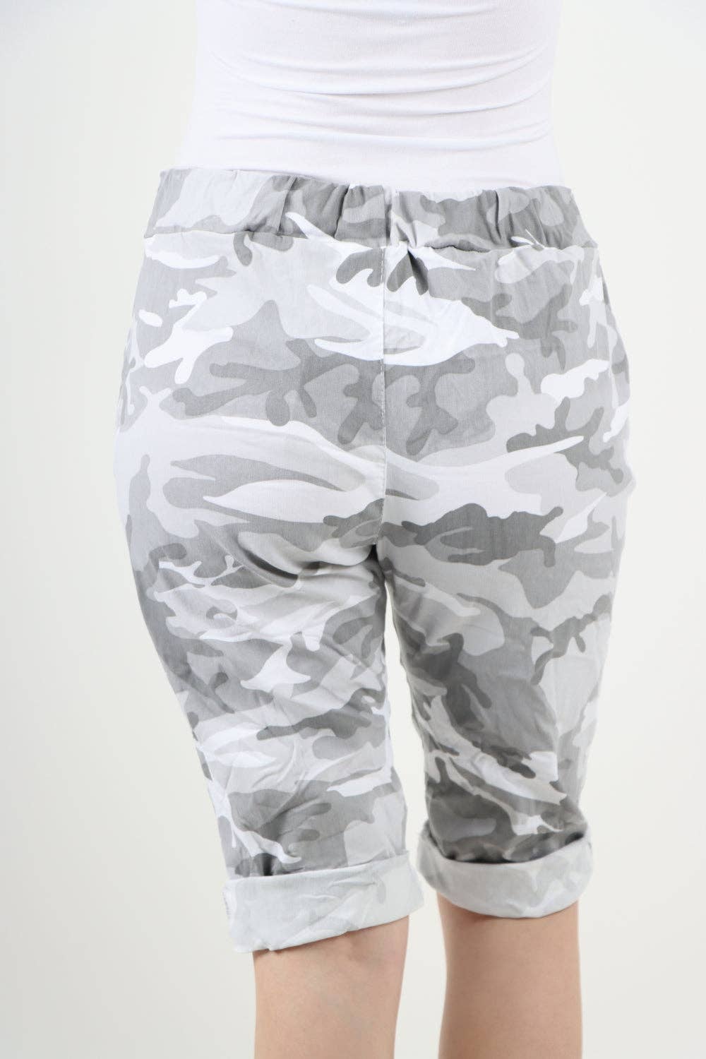 Miss Bold – wholesale Shorts – Women’s – Italian Camouflage Magic Chino Shorts75