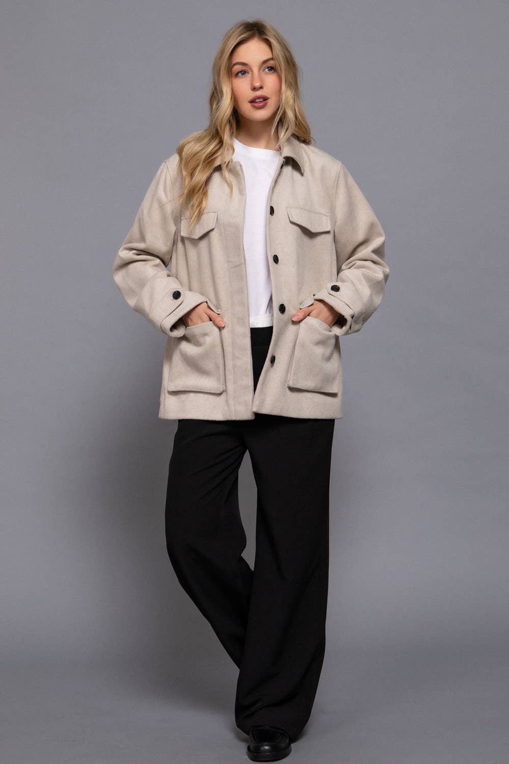 Active Basic | Active USA - Vente Manteau – femme - Manteau en feutre doux à manches longues avec boutons dissimulés à l'avant et rabat19