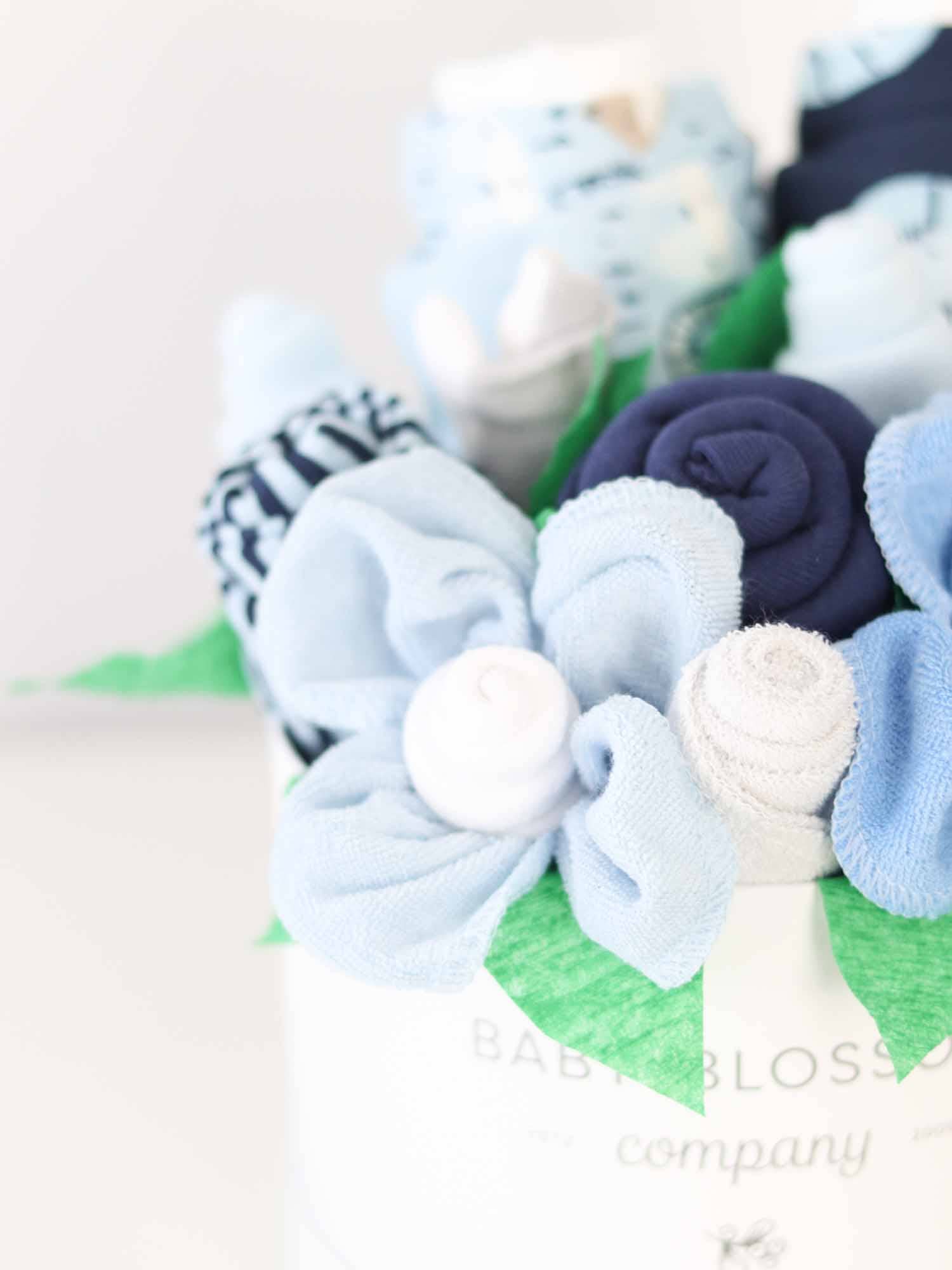 Baby Blossom Company - Vendita all'ingrosso Set/confezione regalo per neomamme - Cesto regalo per neonato - Little Boy Blue4