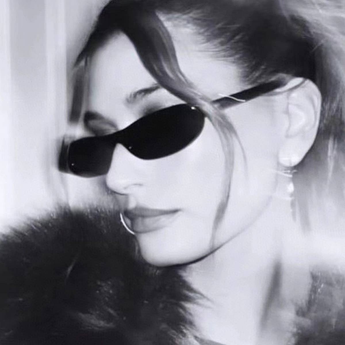 ACCITY - Wholesale Sunglasses - Women's - WOMEN NARROW FRAME RETRO OVAL SUNGLASSES_CWASG033113