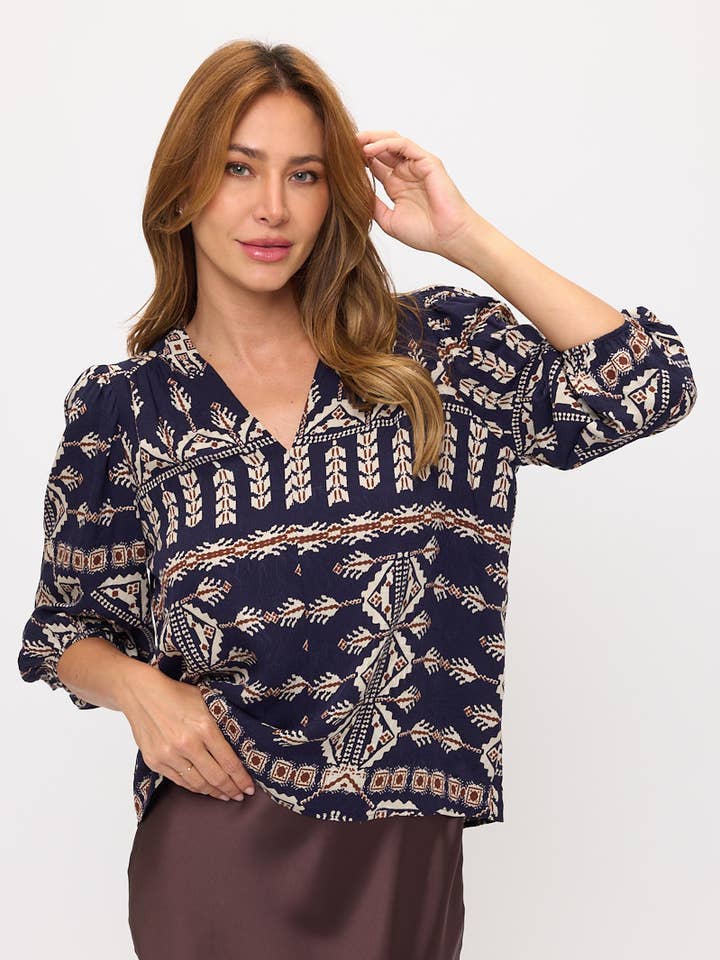 Gemaakt in de VS Azteekse Print V-hals 3/4 Mouw Top voor wholesale door Renee C.