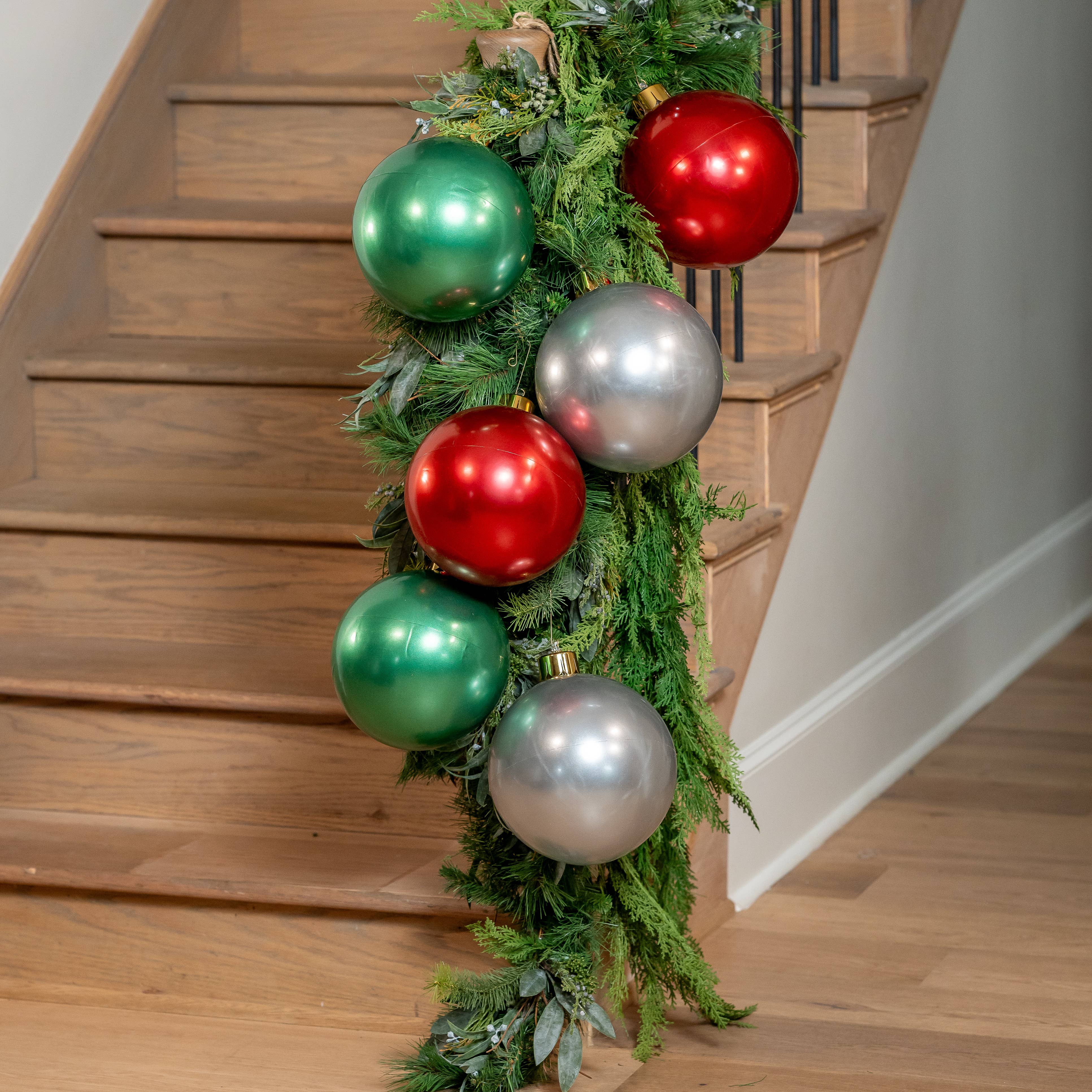 Holiball - Wholesale Ornament - 8" Mini Vintage Red Trio3