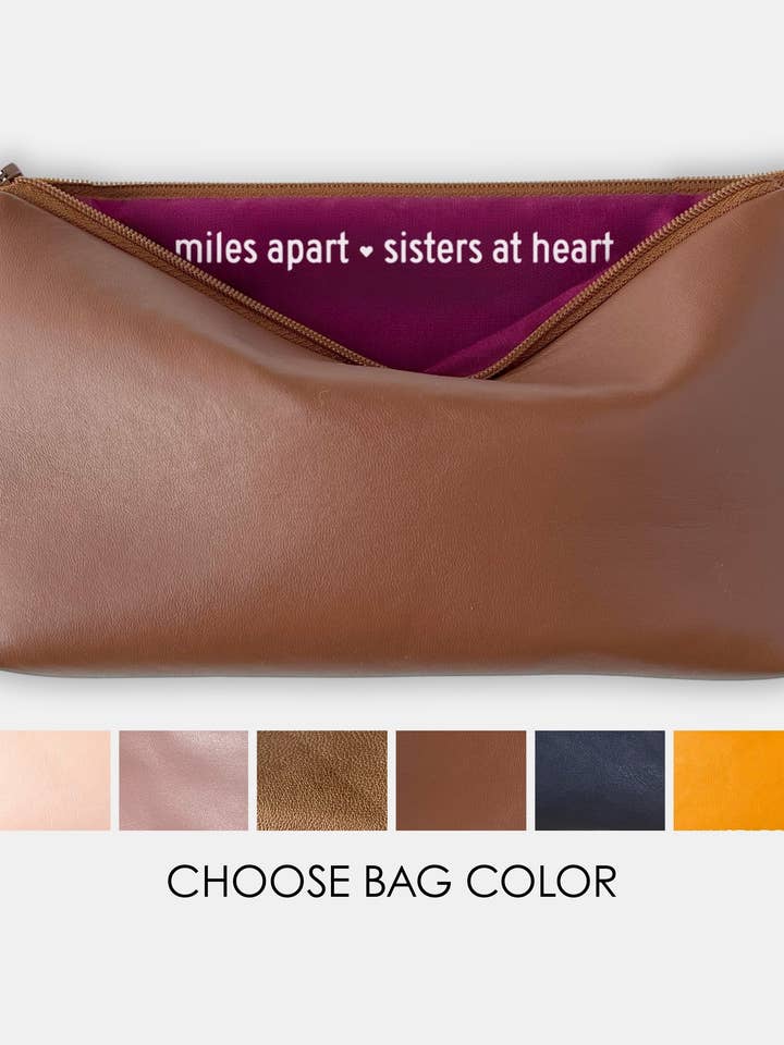 'A miglia di distanza, sorelle nel cuore' Pochette in finta pelle - Regalo per sorella per la vendita all'ingrosso da parte di Shop Sandra Smith