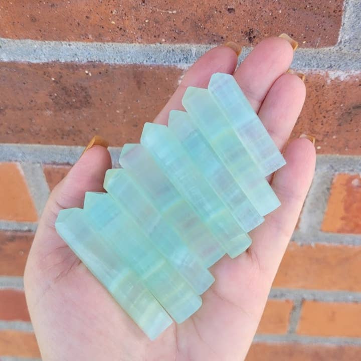 ZARDENIA - Vendita all'ingrosso Pietra/cristallo spirituale - Pistachio Calcite Points 3