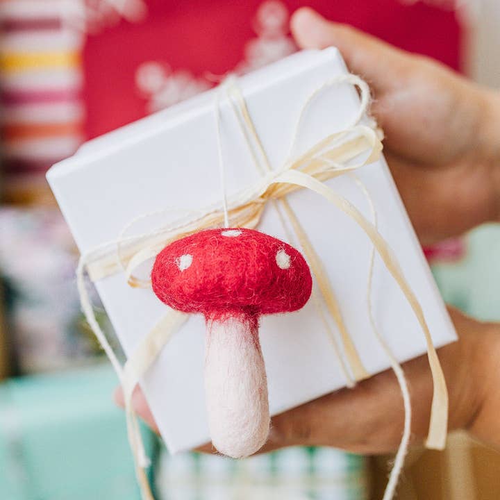 Nivas - Vendita all'ingrosso Decorazione - Ornamento di Natale in Feltro a Forma di Fungo0