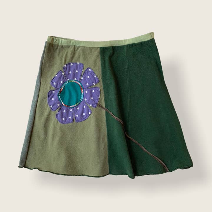 Enfant Applique Jupe Grande Fleur pour la vente par Sardine Clothing Co.