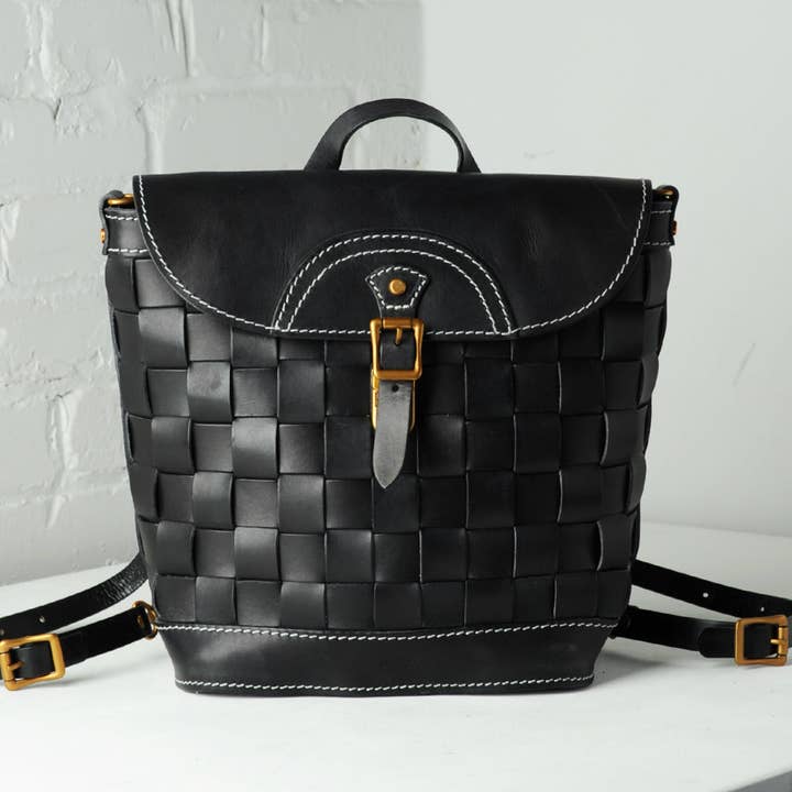 Venture Convertible Backpack - Black for wholesale by UPPDOO