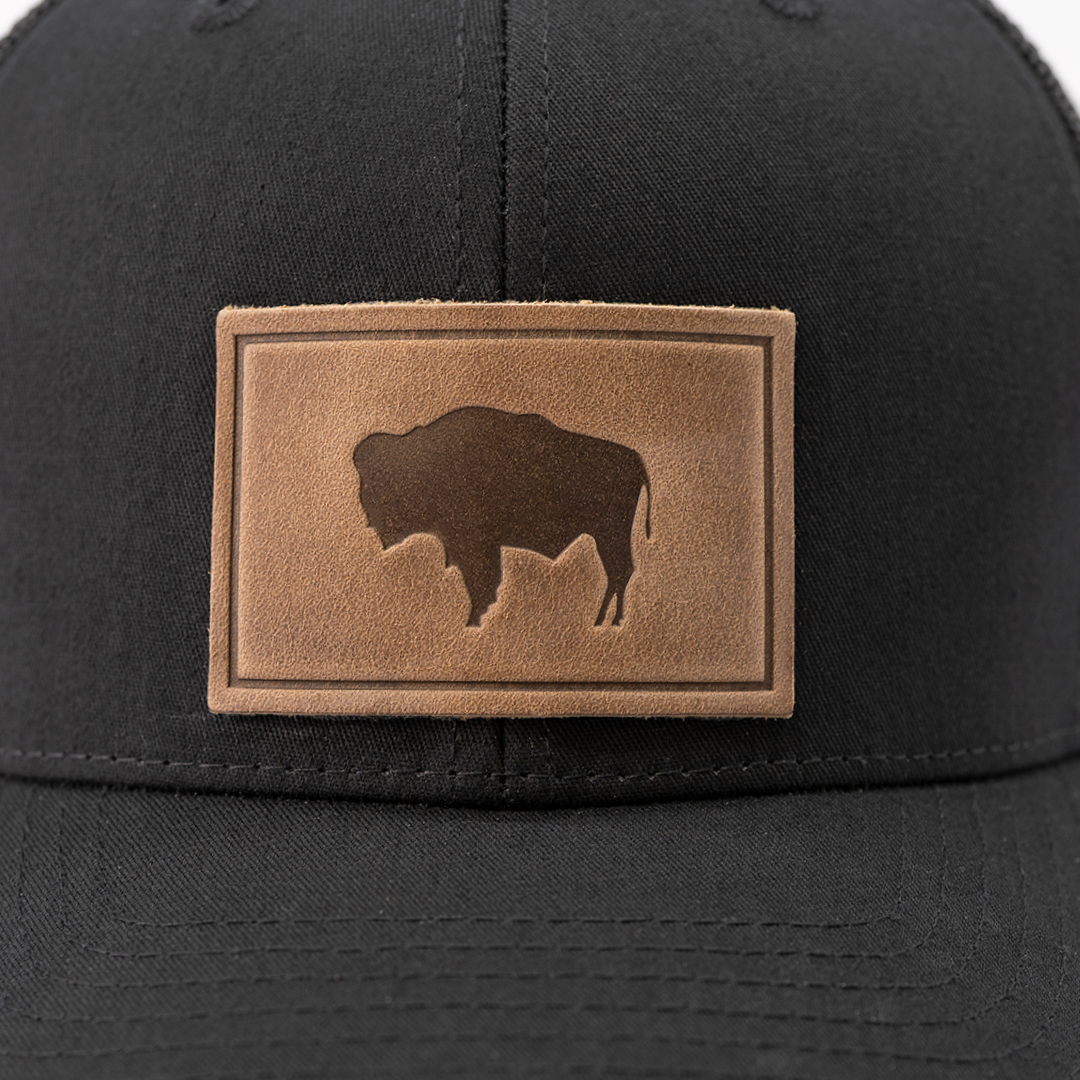 Range Leather Co. - Vente Casquette de camionneur – unisexe - Chapeau de buffle - Casquette de camionneur avec patch en cuir1
