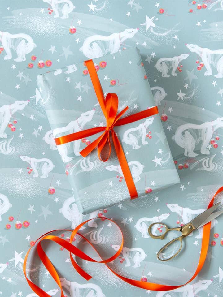 PAPIER CADEAU DE NOËL | Ours Polaire | Collection Merveille d'Hiver pour la vente par Lydia. London