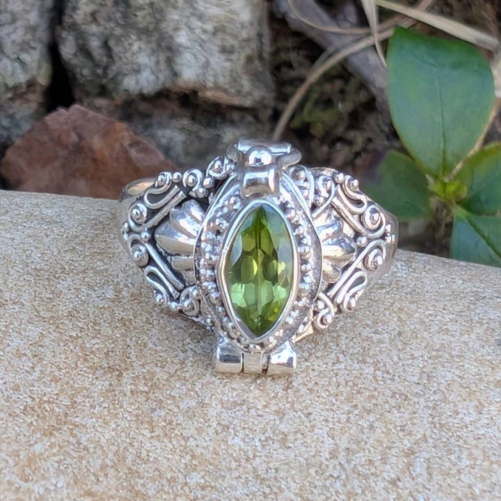 Silver Insanity - Wholesale Cocktail/statement ring - Marquise Faceted Gemstone Sterling Silver Poison Ring2