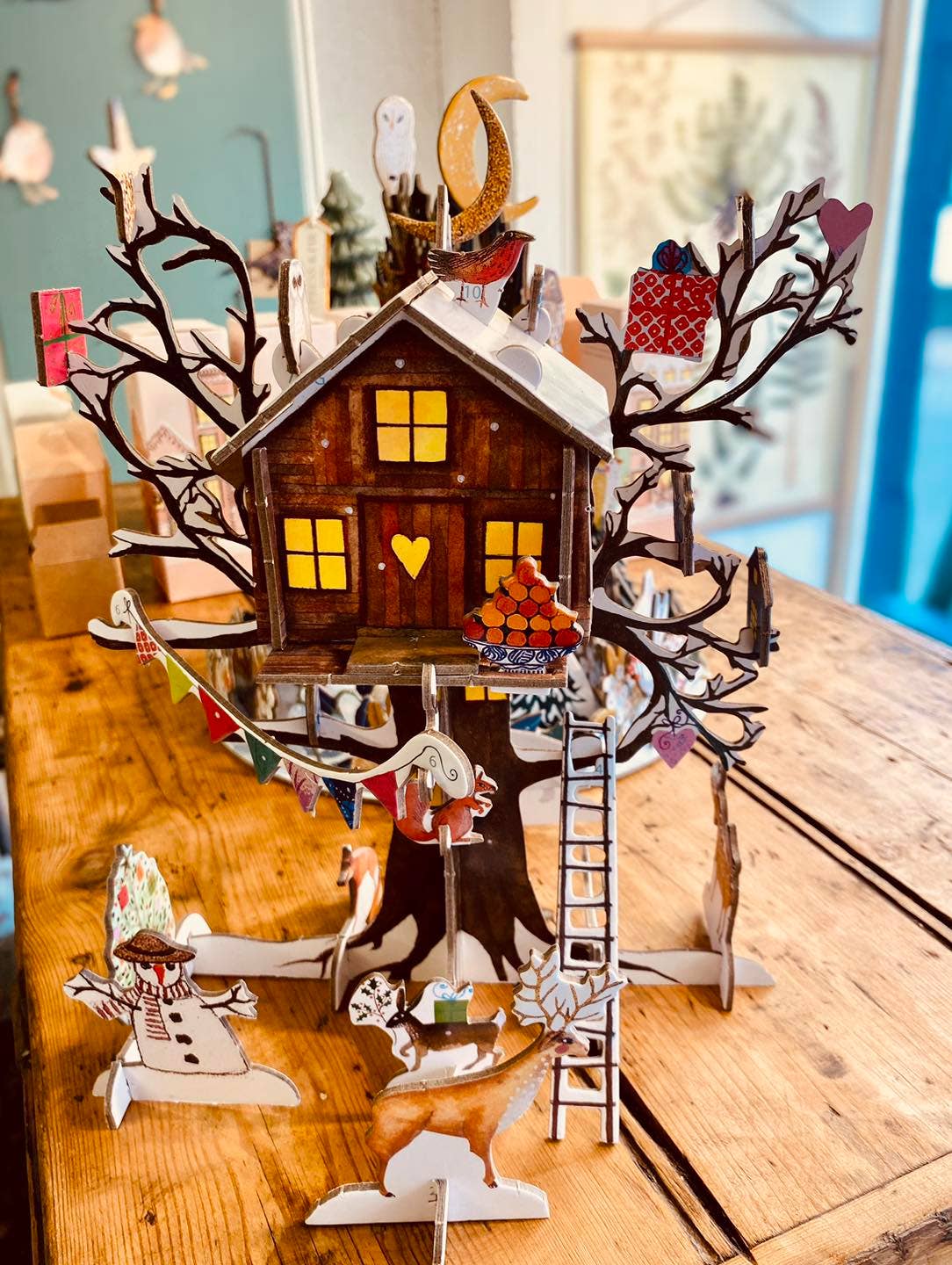 Roger La Borde - Wholesale Advent Calendar - Christmas Treehouse Pop & Slot 3D Advent  - POP 1106