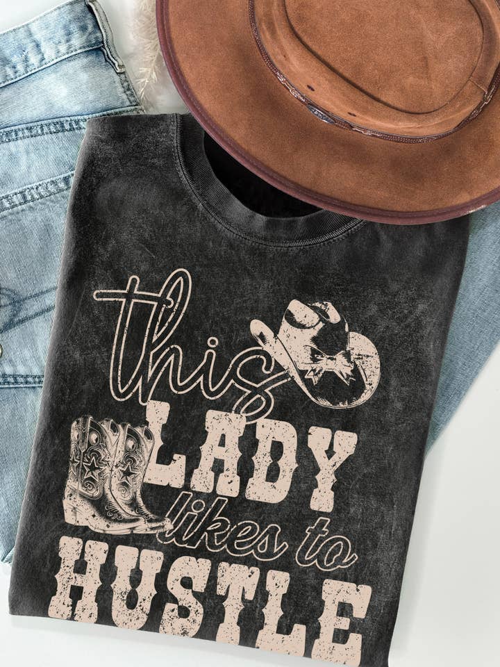 Amused by Blue – Engroshandel T-shirt med print - Dame – Kvinder Western Grafisk Print Mineralvasket Top2