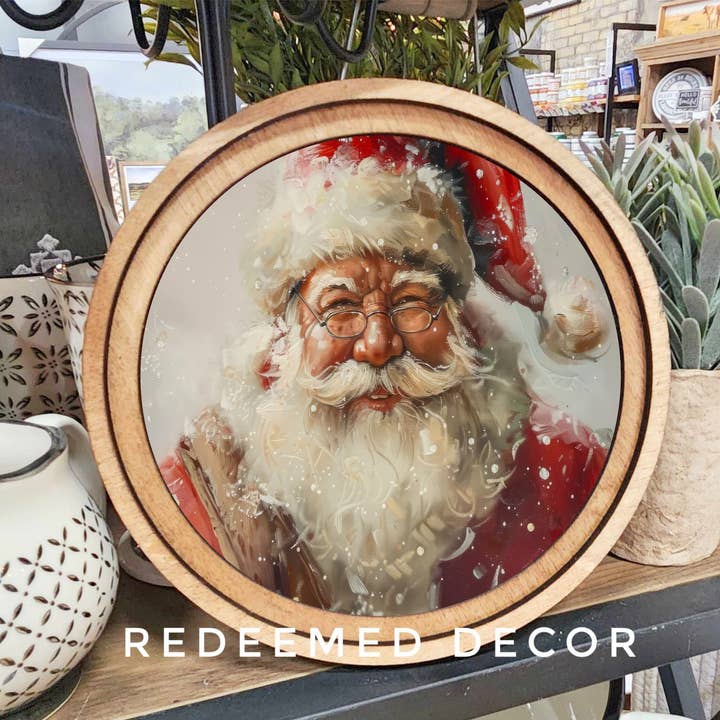 Redeemed Decor - Wholesale Art Print - 8" Round Snowy Santa Art