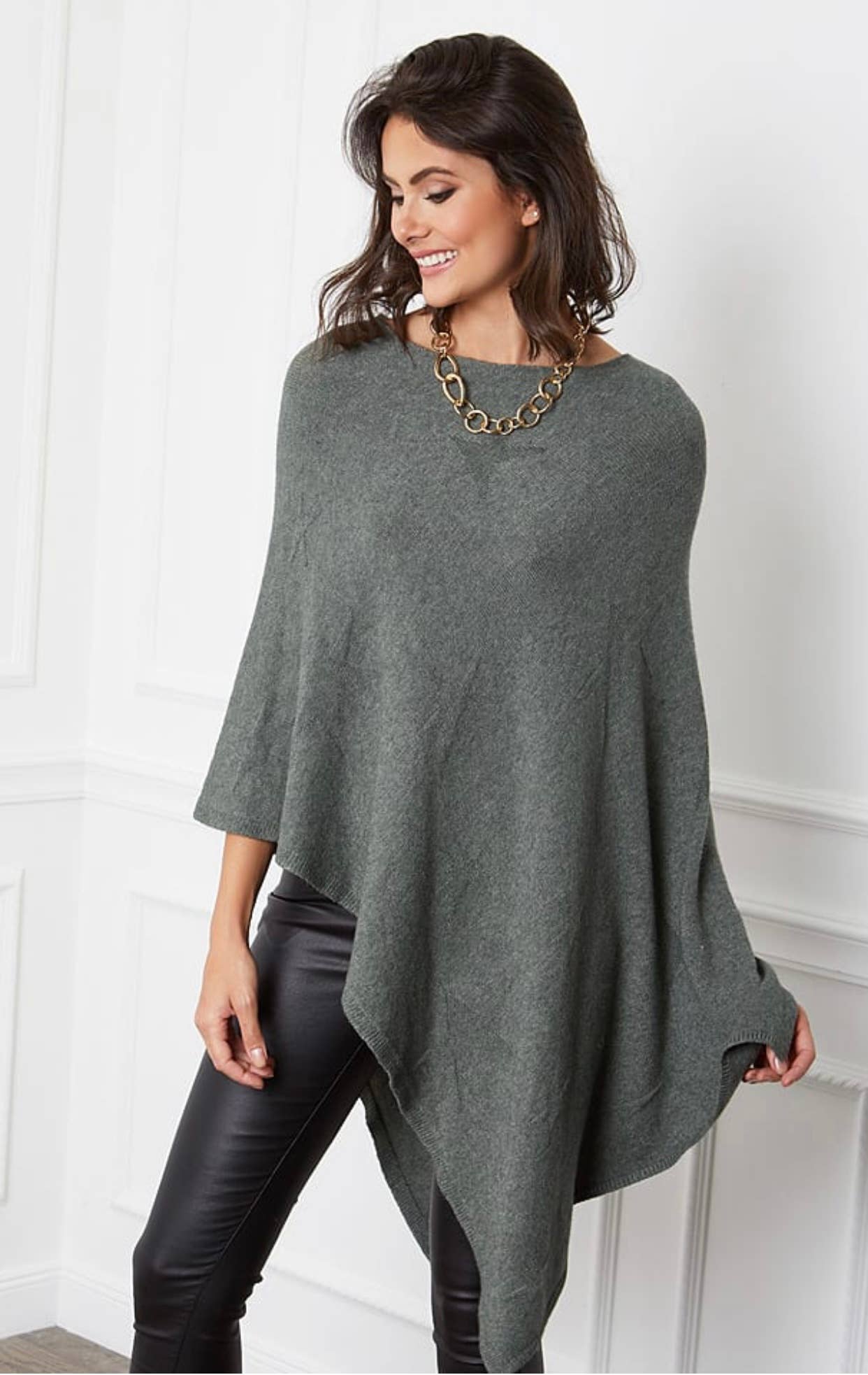 LÉA & LUC - Wholesale Poncho - Women's - Ponchos REF.007621