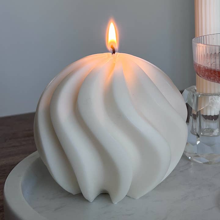 Lumi (Grand) pour la vente par dellaemmi