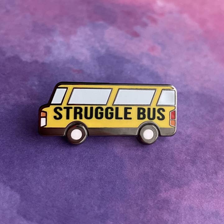 Pin de ônibus de luta por atacado de Rad Girl Creations