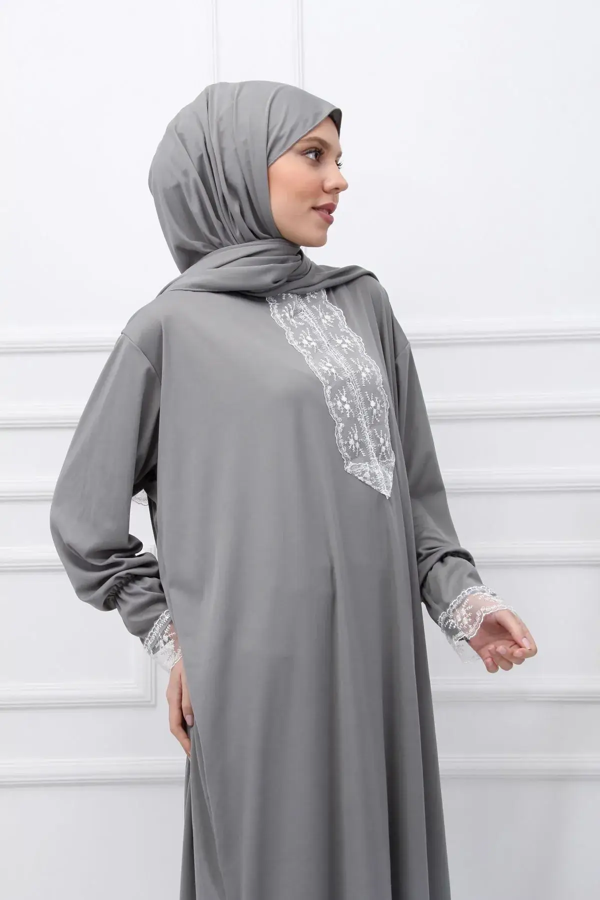 Meyran - Vente Hijabs – femme - Robe abaya saisonnière avec foulard intégré - options de couleur8